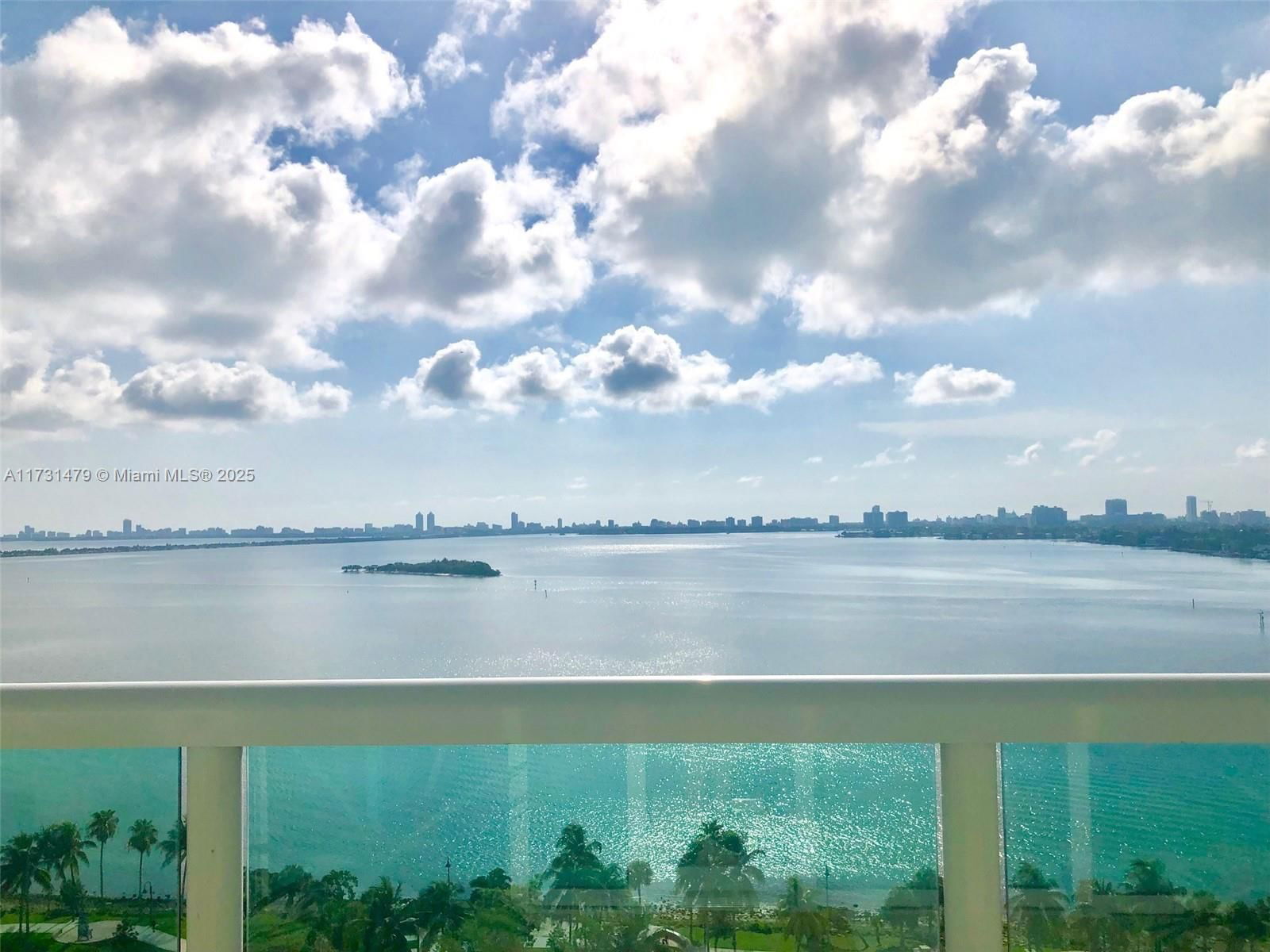 Real estate property located at 1800 Bayshore Dr #1607, Miami-Dade, 1800 CLUB CONDO, Miami, FL