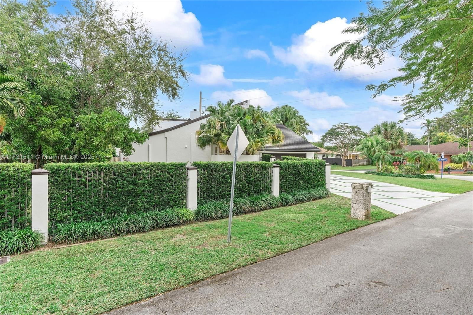 Real estate property located at 17725 86th Ave, Miami-dade, Richard Estates, Palmetto Bay, FL