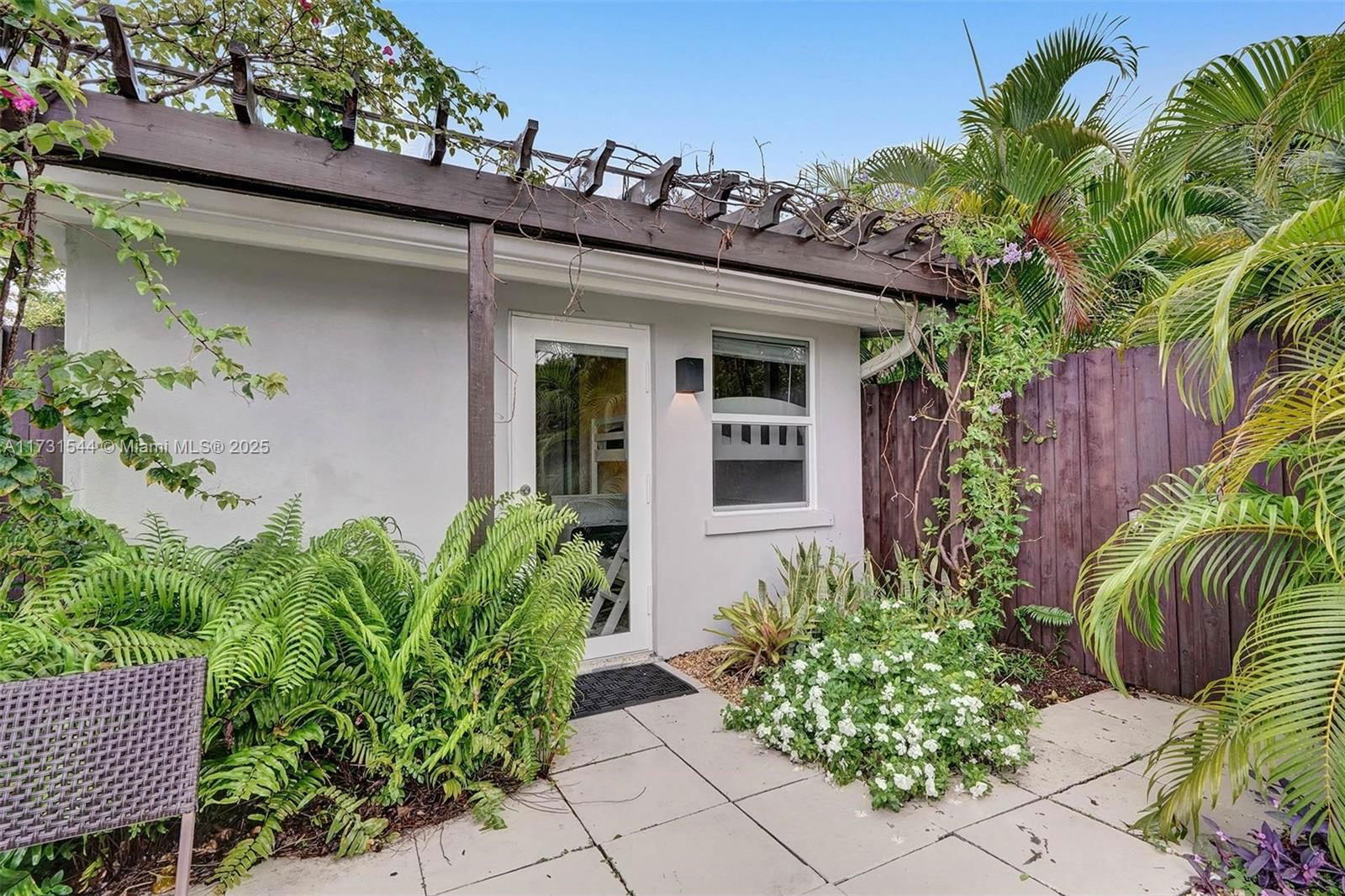 Real estate property located at 1621 Victoria Park Rd, Broward, Progresso, Fort Lauderdale, FL