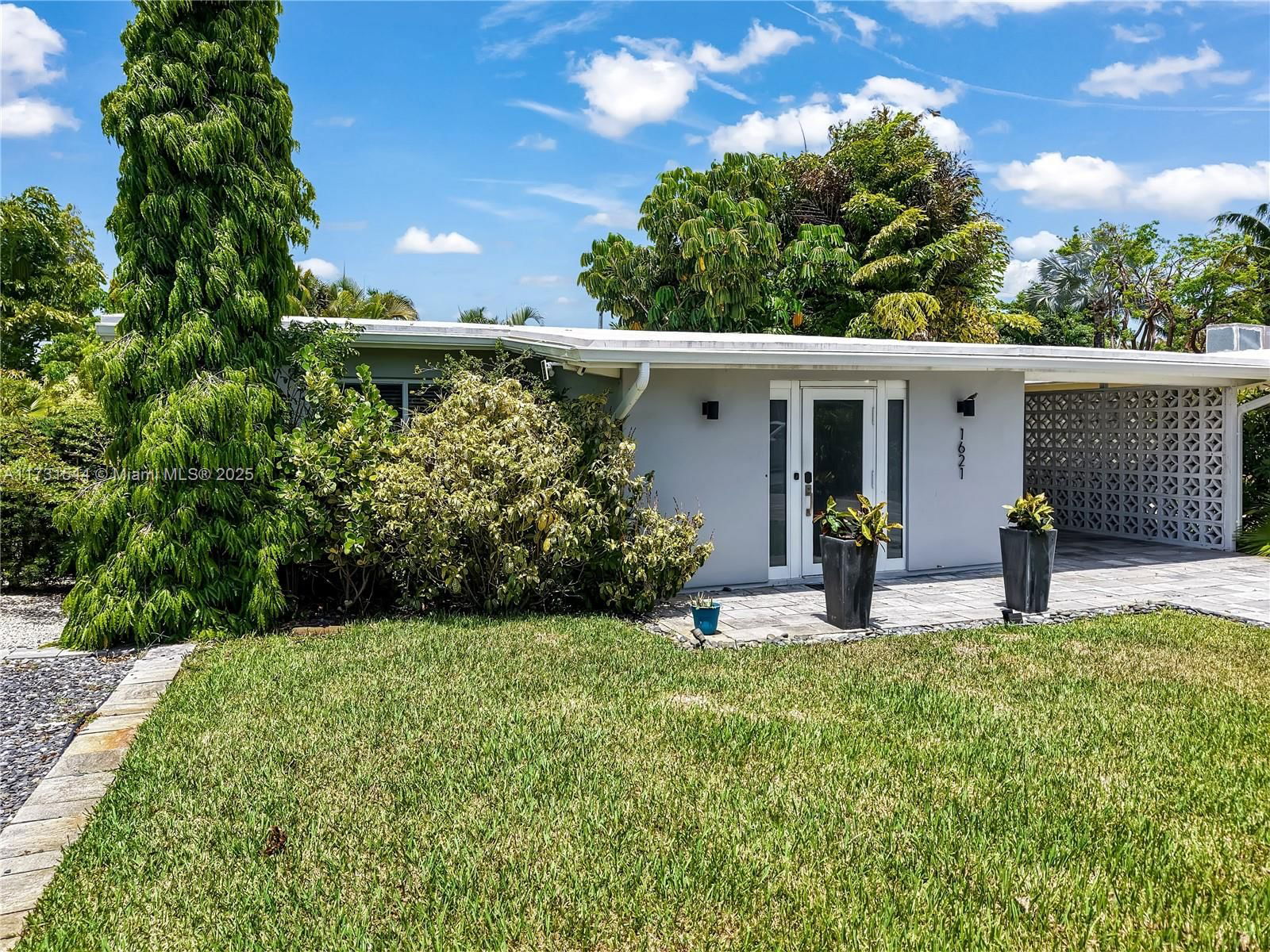 Real estate property located at 1621 Victoria Park Rd, Broward, Progresso, Fort Lauderdale, FL
