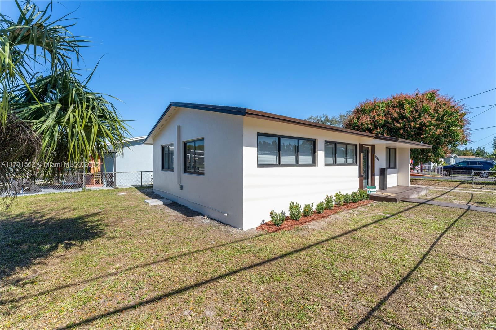 Real estate property located at 15265 18th Ave, Miami-dade, Rainbow Park, Miami Gardens, FL