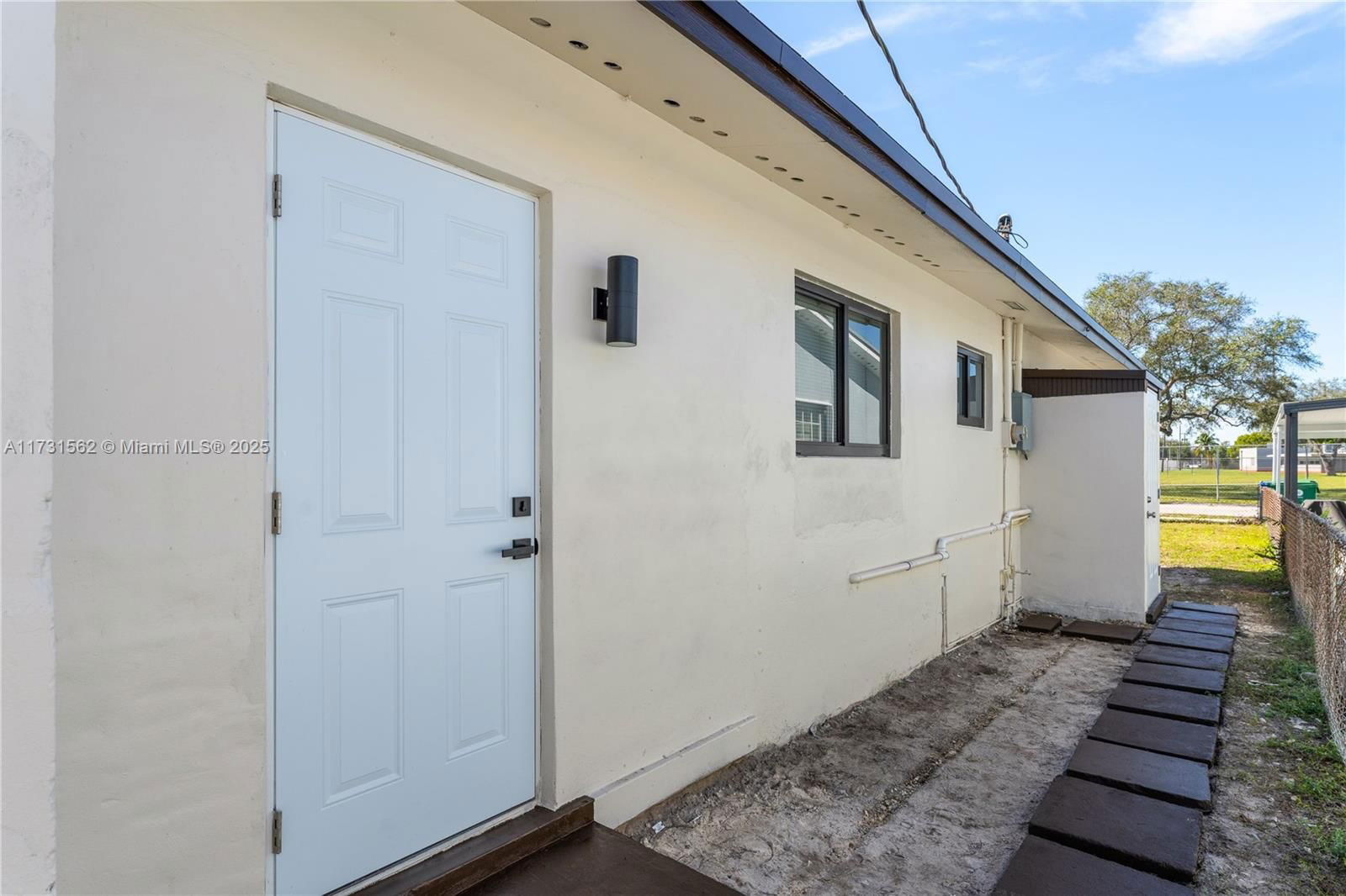 Real estate property located at 15265 18th Ave, Miami-dade, Rainbow Park, Miami Gardens, FL