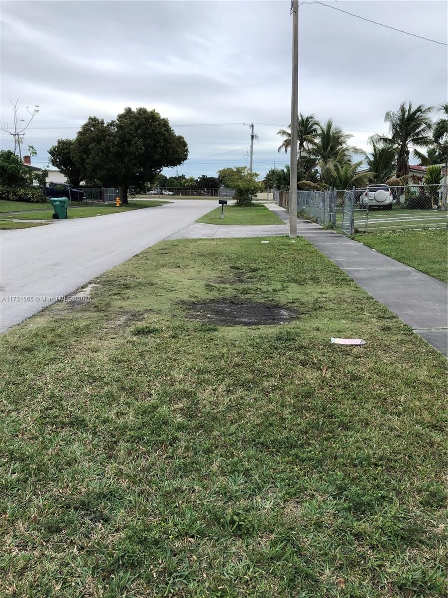 Real estate property located at 11522 187th Ter, Miami-dade, New So Miami Heights Sec, Miami, FL