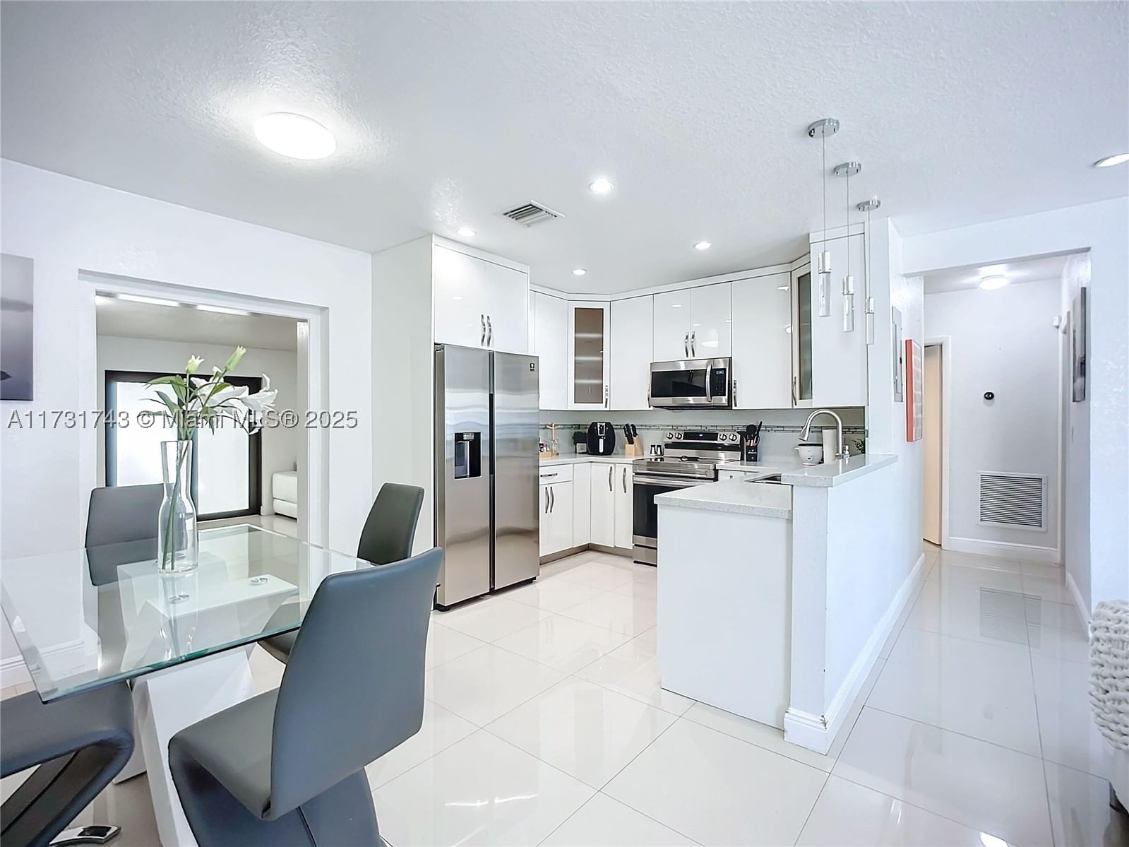 Real estate property located at 35 63rd Ct, Miami-dade, Fairlawn, Miami, FL