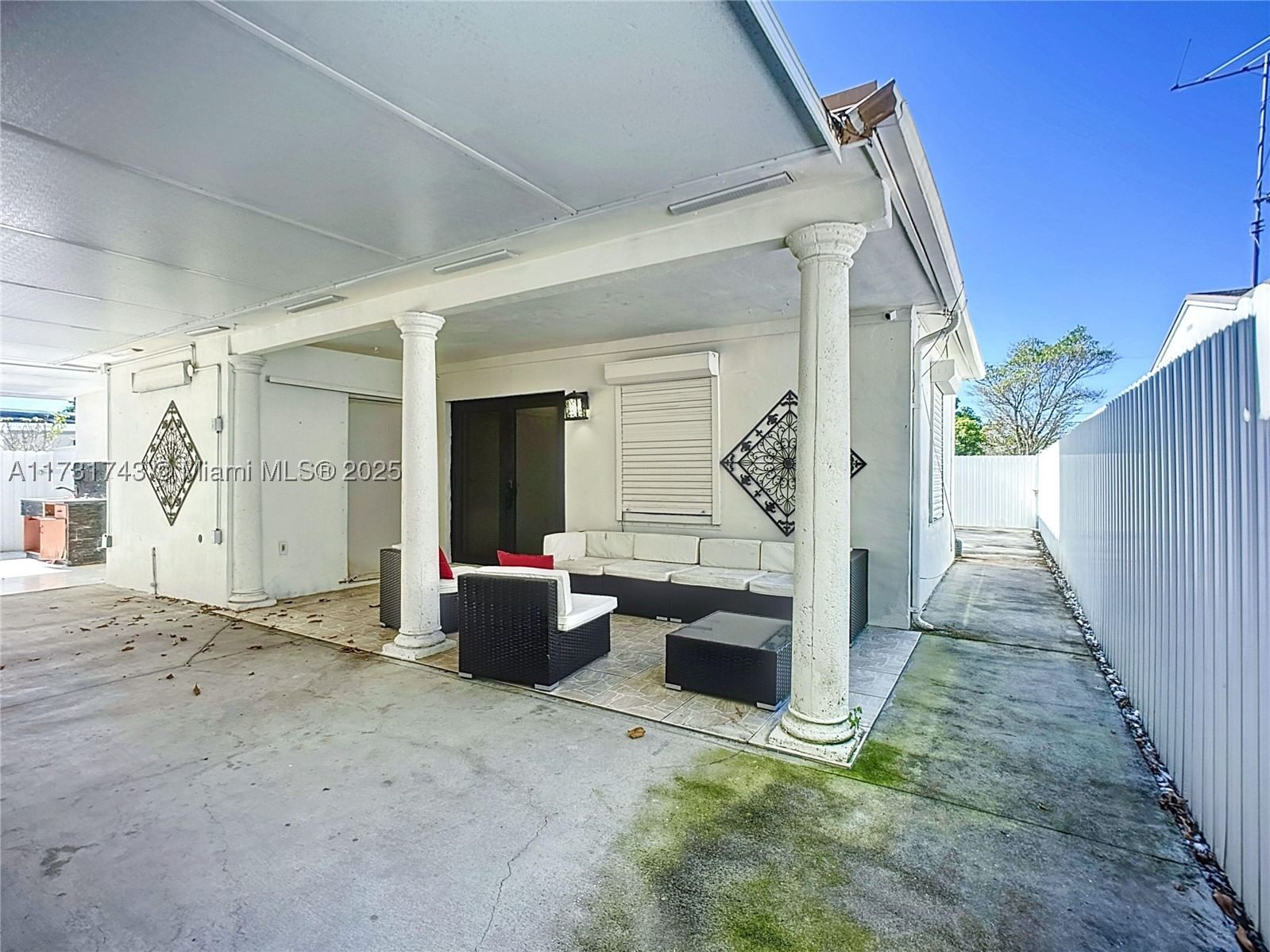 Real estate property located at 35 63rd Ct, Miami-dade, Fairlawn, Miami, FL
