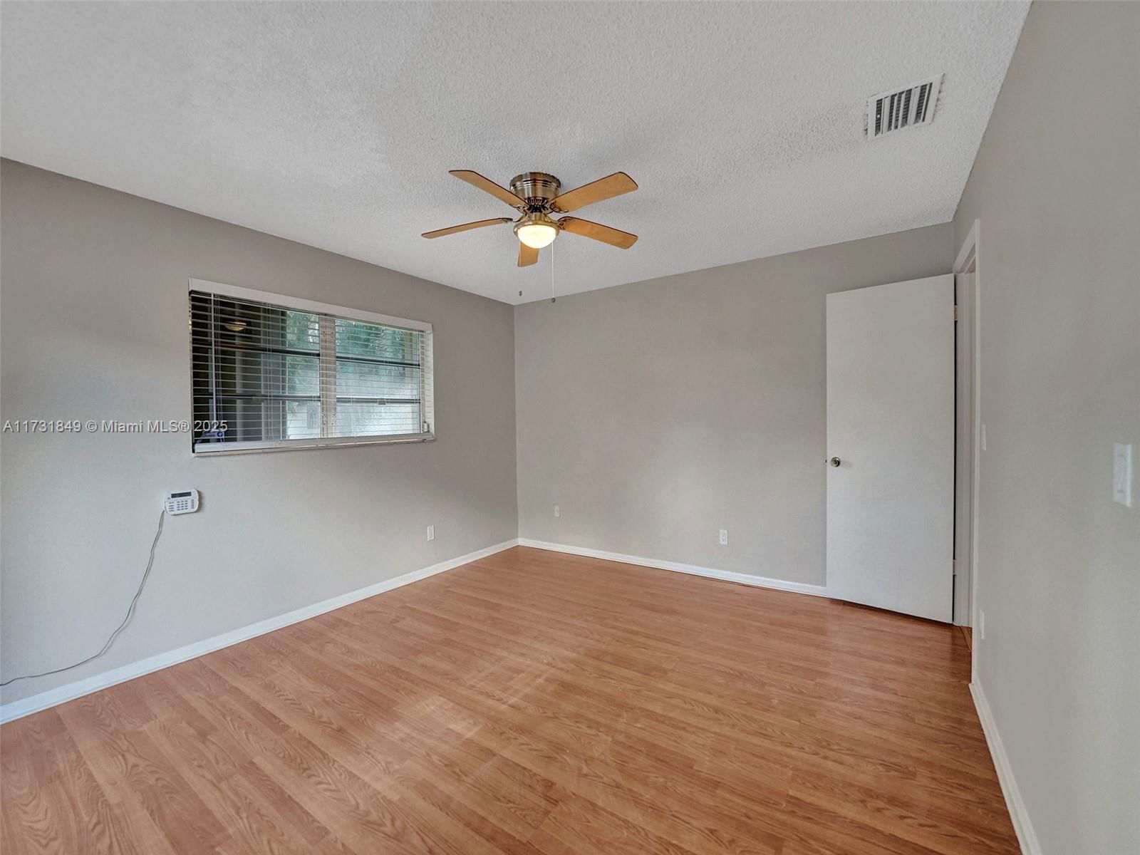 Real estate property located at 3641 Forge Rd #33, Broward, Isla Merita Homes X Condo, Davie, FL