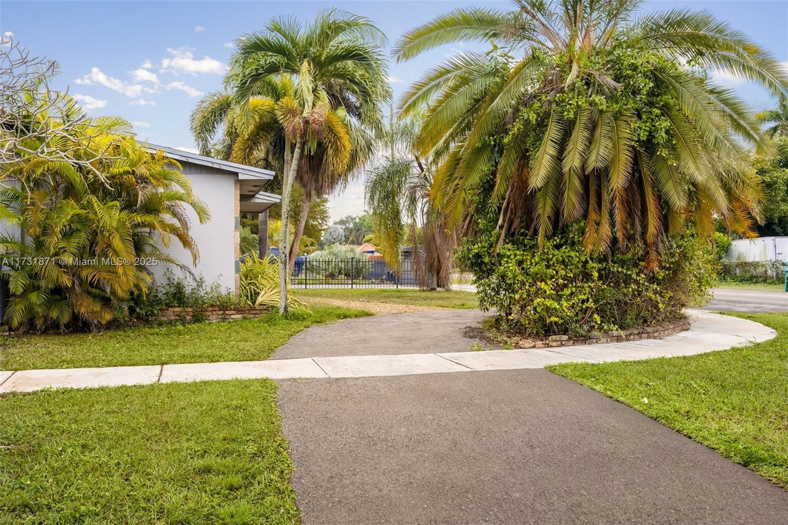 Real estate property located at 17275 302nd St, Miami-dade, Morris Homesites Div 3, Homestead, FL