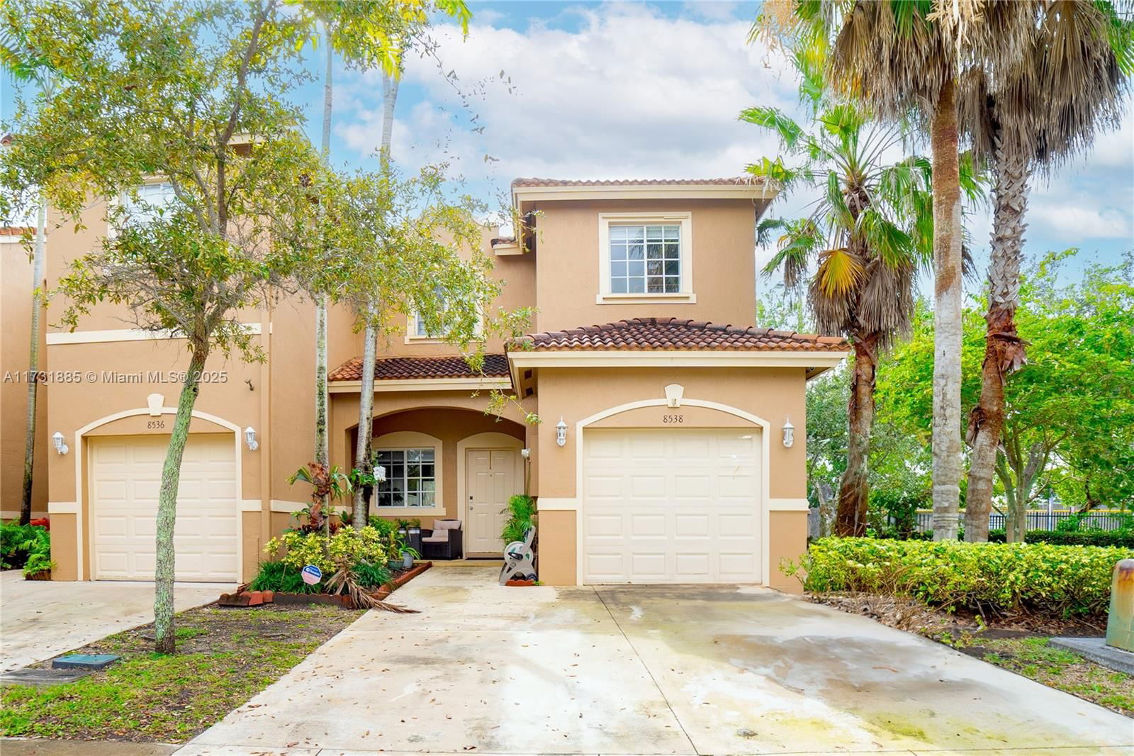 Real estate property located at 8538 214th Way #8538, Miami-dade, Santa Barbara 1st Addn, Cutler Bay, FL