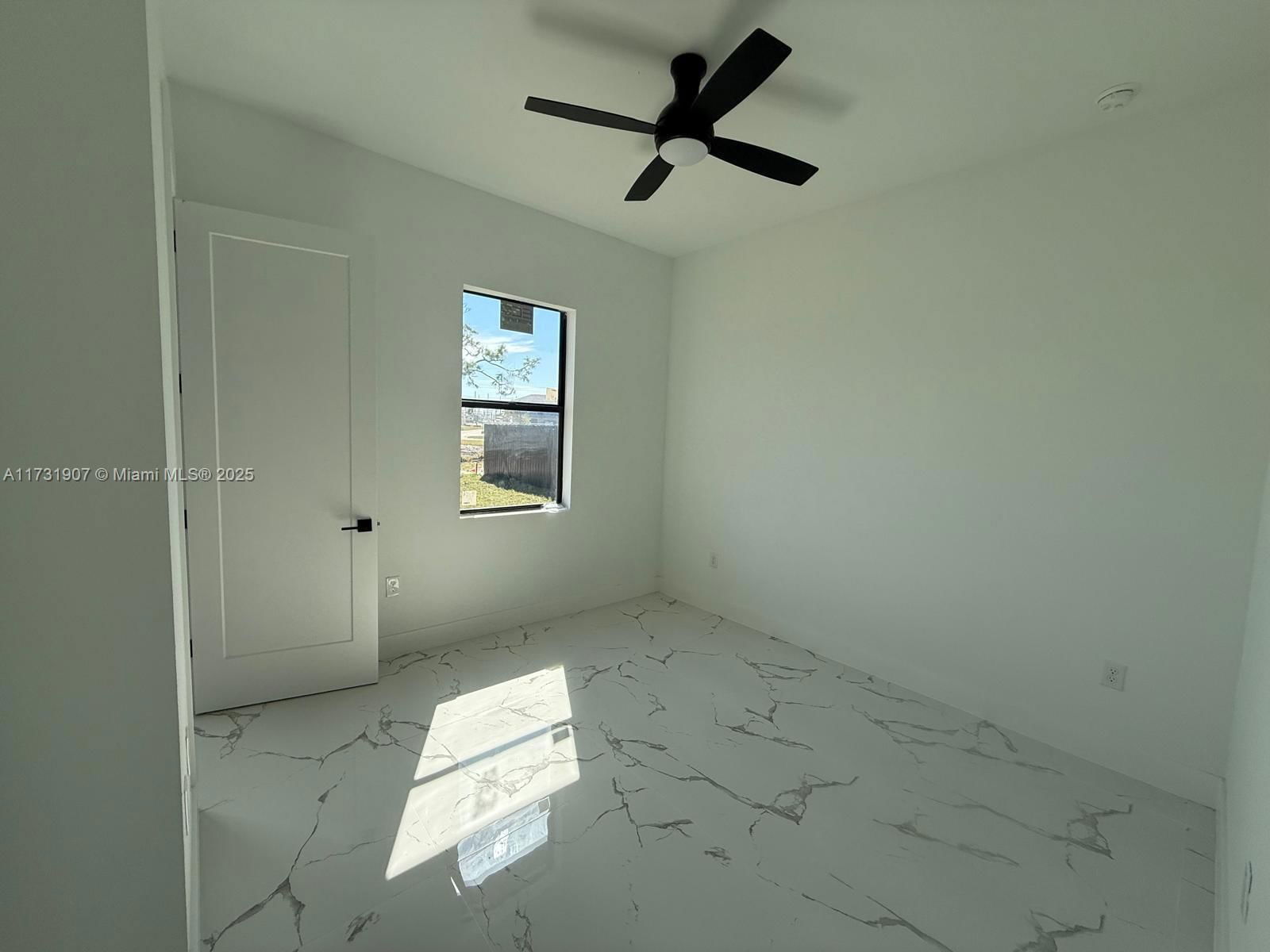 Real estate property located at 363 el dorado blvd s, Lee, Cape Coral, Cape Coral, FL