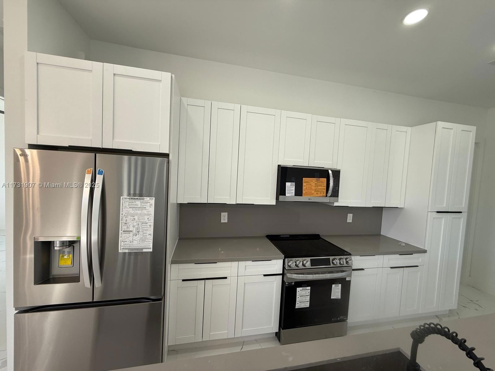 Real estate property located at 363 el dorado blvd s, Lee, Cape Coral, Cape Coral, FL