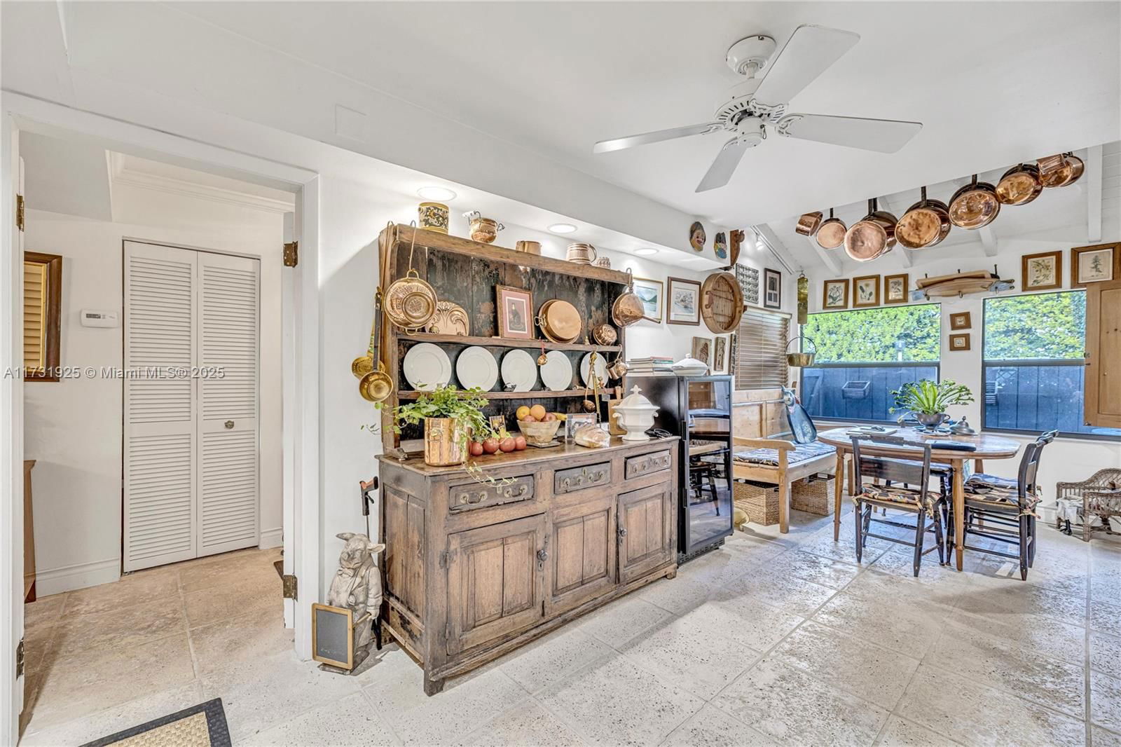Real estate property located at 7106 48th Ln, Miami-dade, Lakeridge Sec 4, Miami, FL