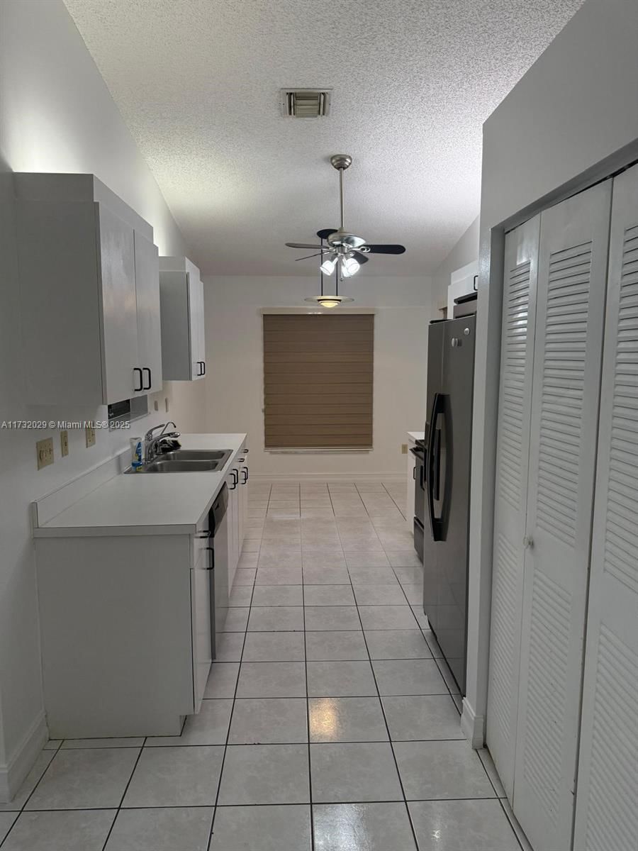 Real estate property located at 8204 100th Ln, Broward, Northwood Ii, Tamarac, FL