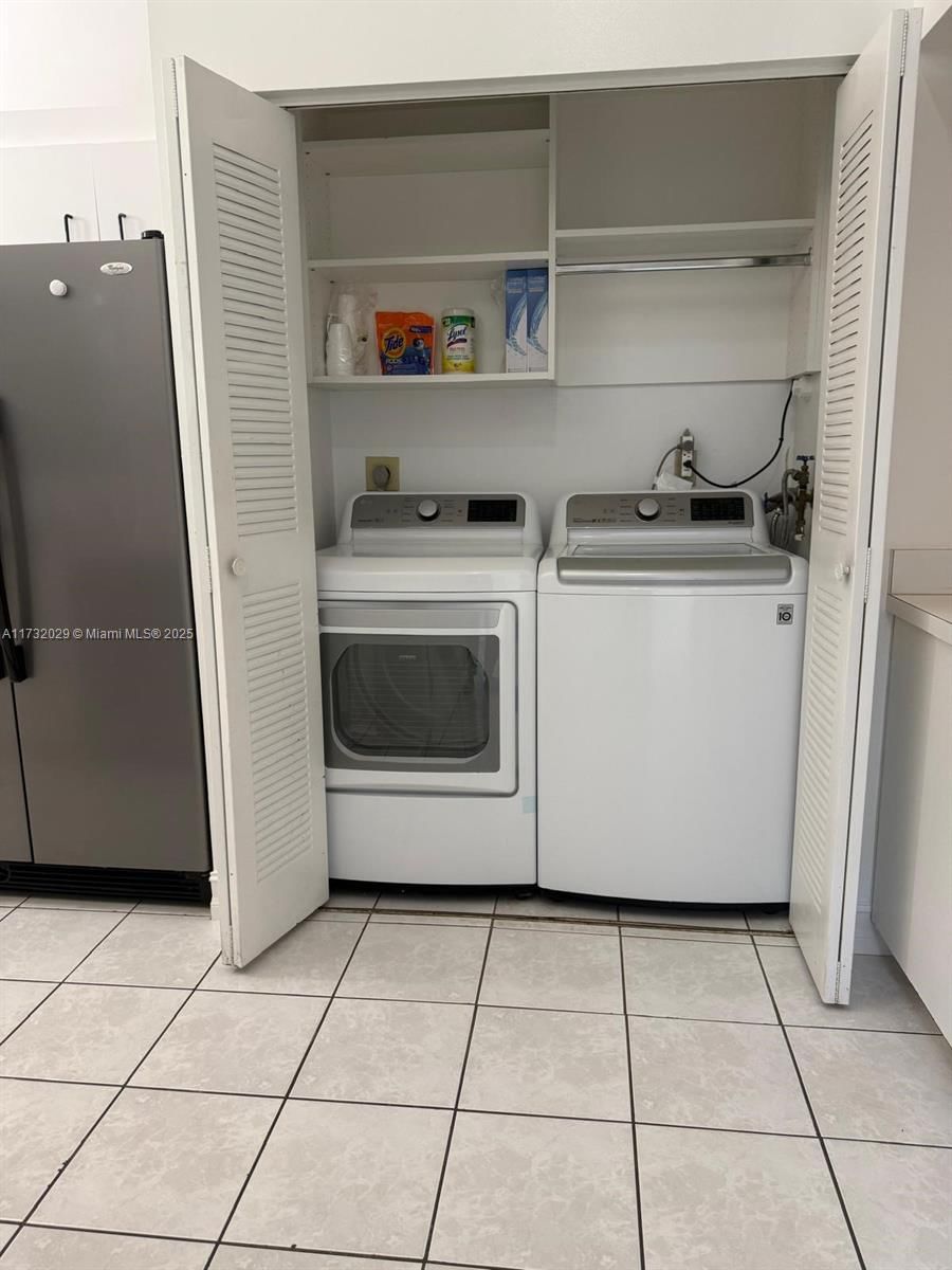 Real estate property located at 8204 100th Ln, Broward, Northwood Ii, Tamarac, FL