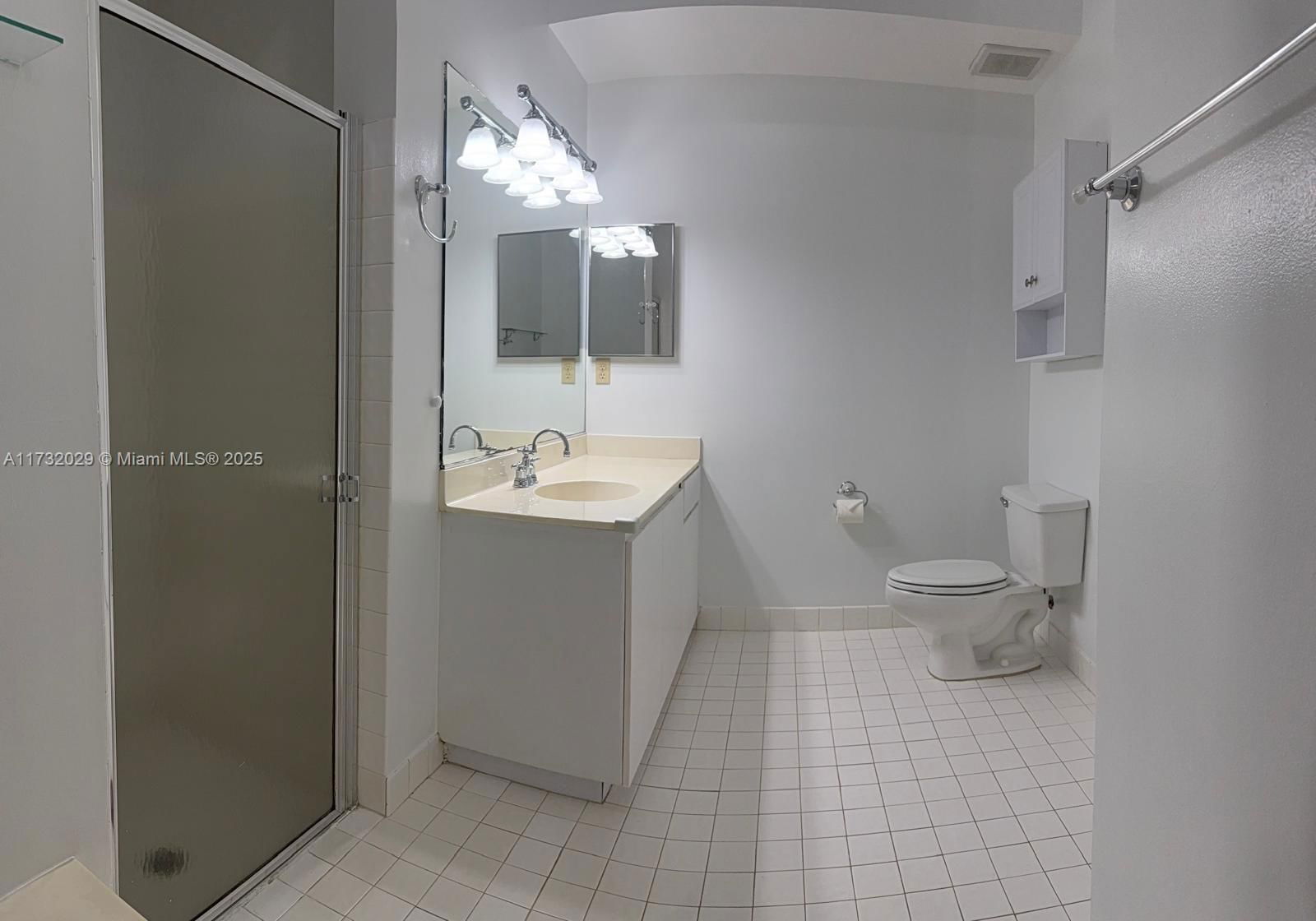 Real estate property located at 8204 100th Ln, Broward, Northwood Ii, Tamarac, FL