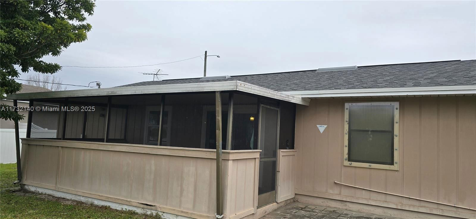 Real estate property located at 2050 Aquarius Ln, St Lucie, Port St Lucie Section 13, Port St. Lucie, FL