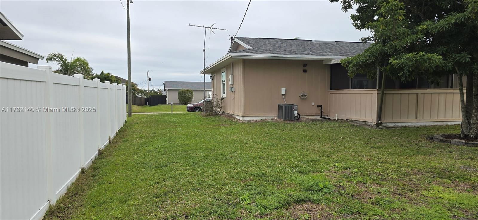 Real estate property located at 2050 Aquarius Ln, St Lucie, Port St Lucie Section 13, Port St. Lucie, FL