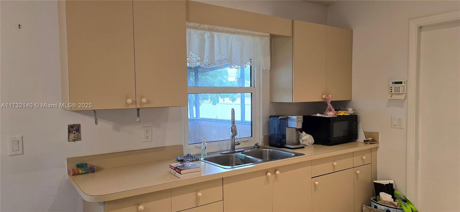 Real estate property located at 2050 Aquarius Ln, St Lucie, Port St Lucie Section 13, Port St. Lucie, FL
