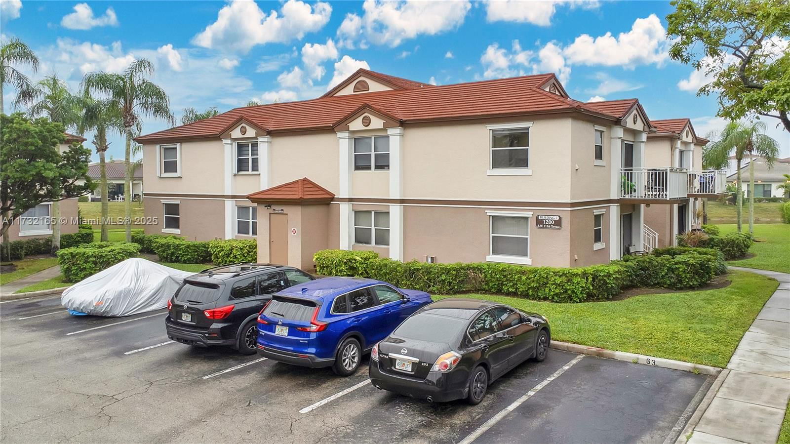 Real estate property located at 1200 113th Ter #203, Broward, Club Quarters At Raintree, Pembroke Pines, FL