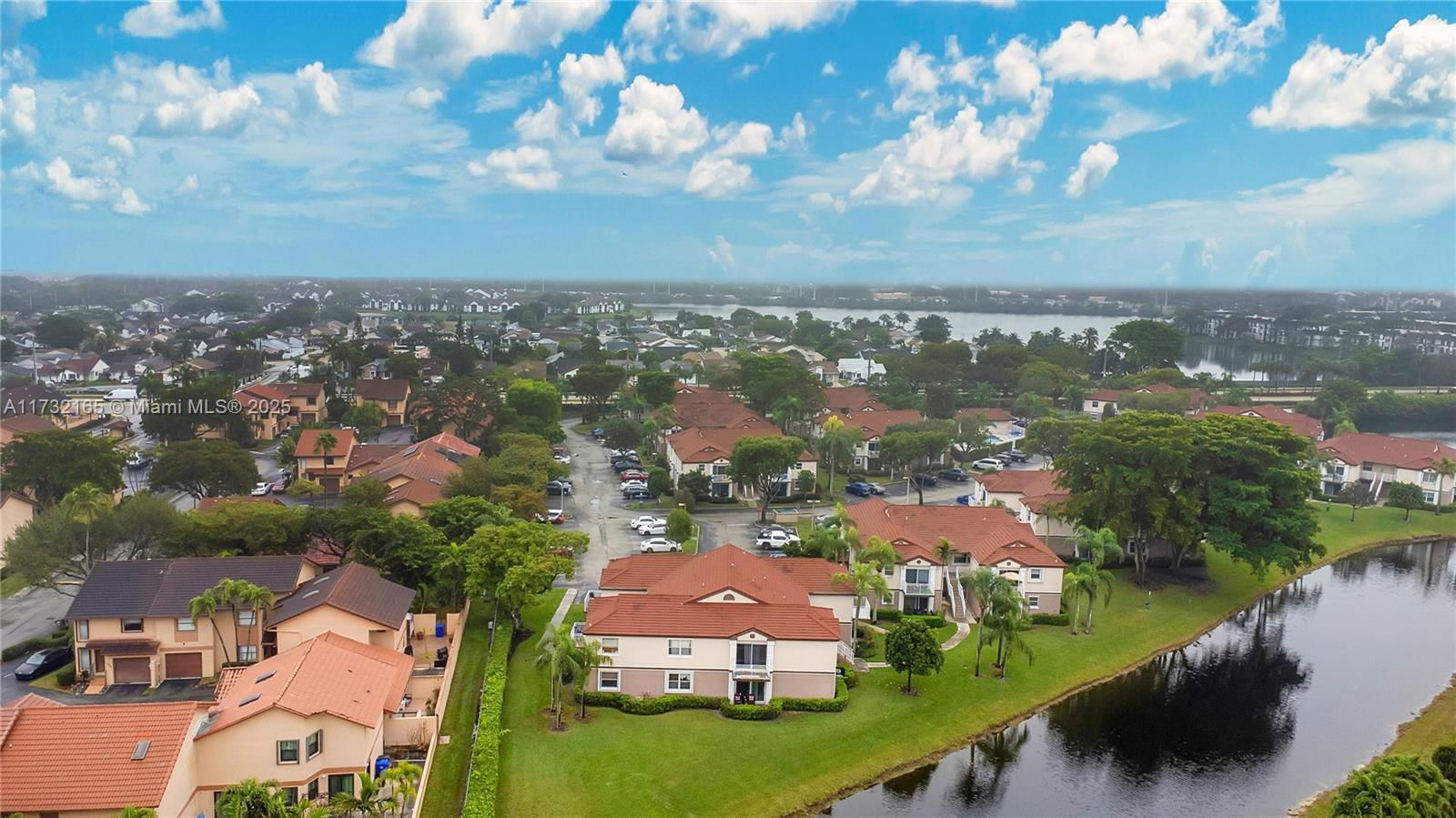 Real estate property located at 1200 113th Ter #203, Broward, Club Quarters At Raintree, Pembroke Pines, FL