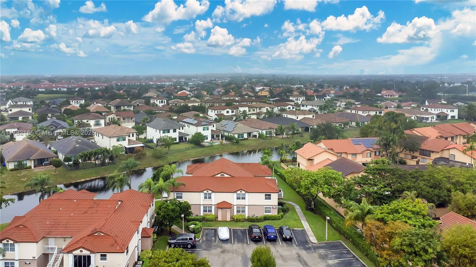 Real estate property located at 1200 113th Ter #203, Broward, Club Quarters At Raintree, Pembroke Pines, FL