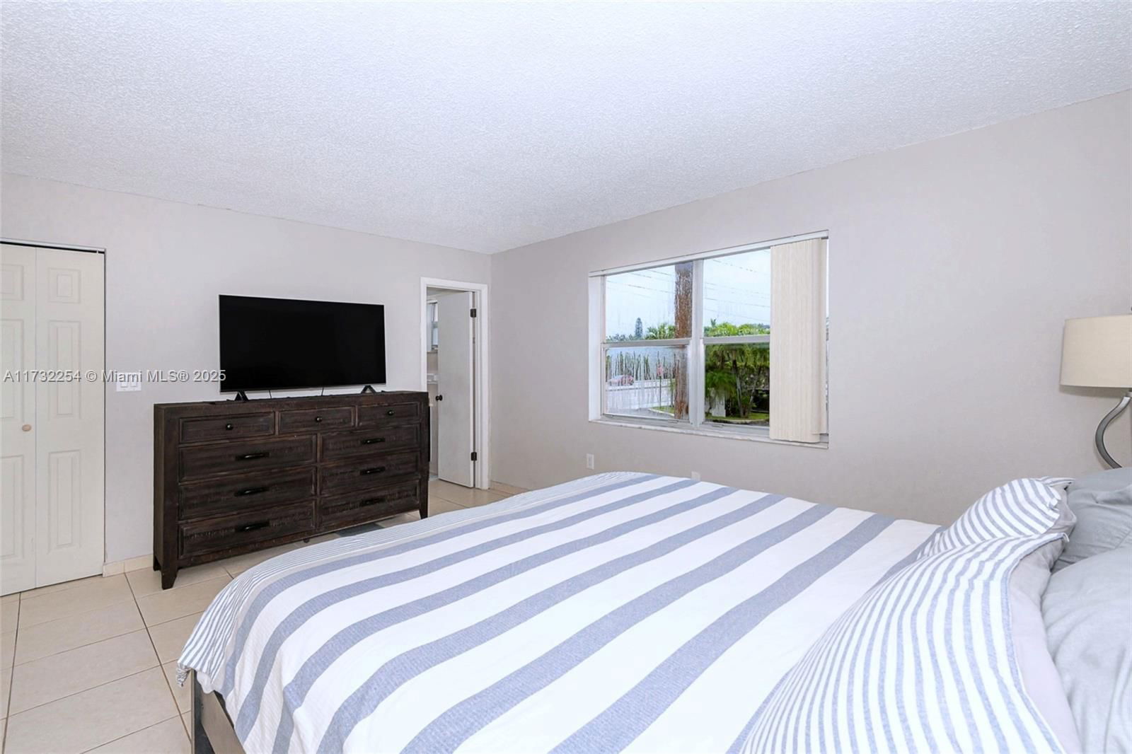 Real estate property located at 3110 Pine Island Rd #210, Broward, Sun Run No Ii Condo, Sunrise, FL