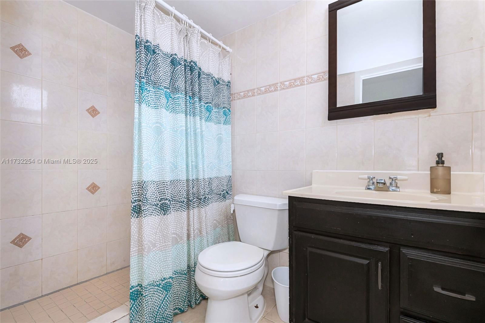 Real estate property located at 3110 Pine Island Rd #210, Broward, Sun Run No Ii Condo, Sunrise, FL