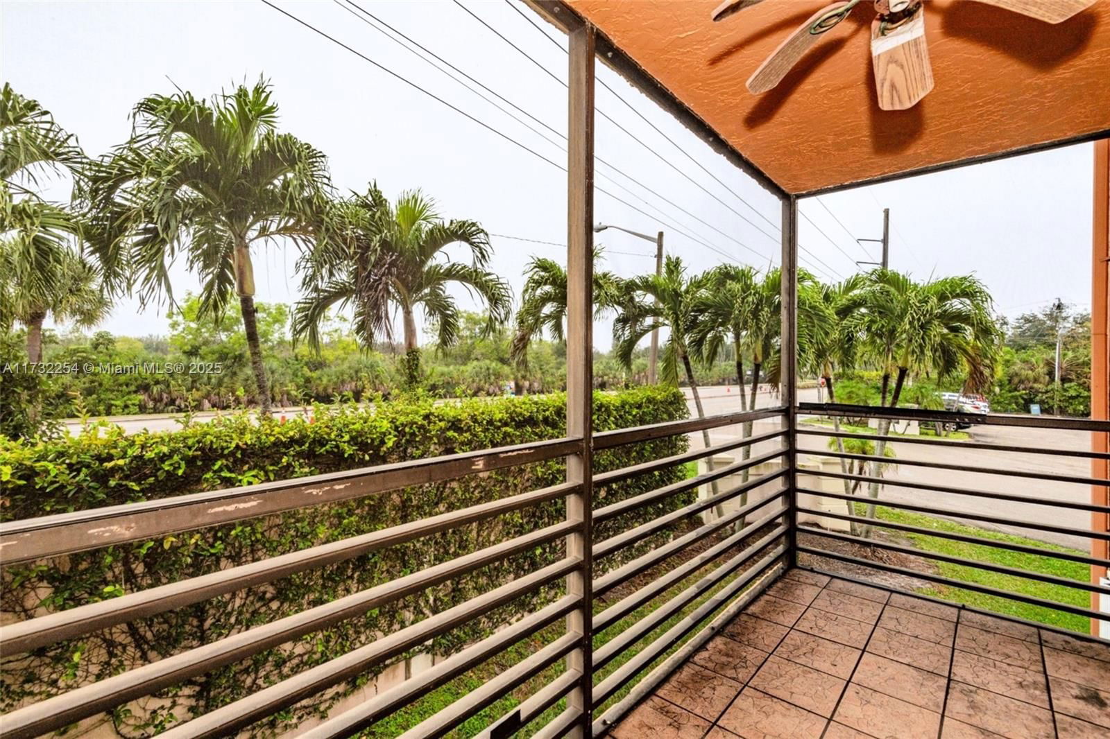 Real estate property located at 3110 Pine Island Rd #210, Broward, Sun Run No Ii Condo, Sunrise, FL