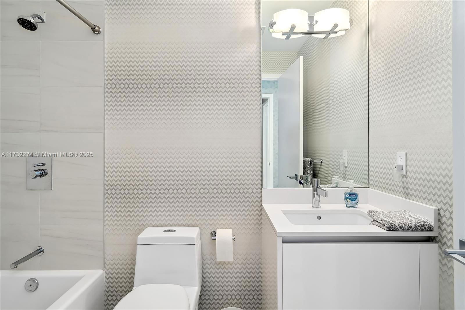 Real estate property located at 2200 Ocean Blvd N401, Broward, Auberge Beach, Fort Lauderdale, FL
