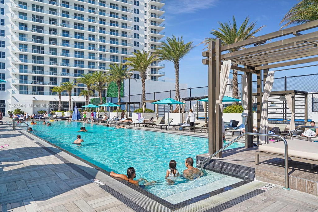 Real estate property located at 4010 Ocean Dr R2604, Broward, 4010 South Ocean Condo, Hollywood, FL
