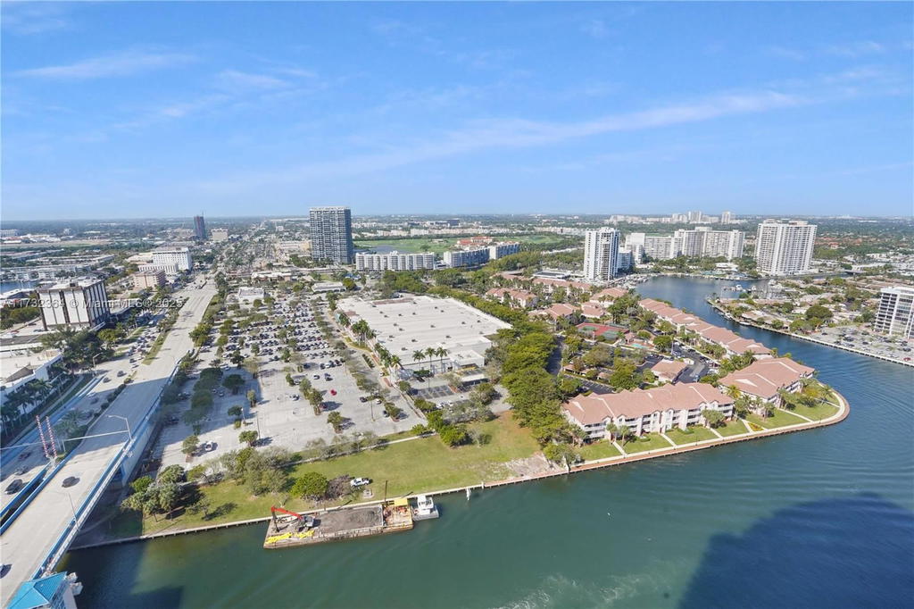 Real estate property located at 4010 Ocean Dr R2604, Broward, 4010 South Ocean Condo, Hollywood, FL