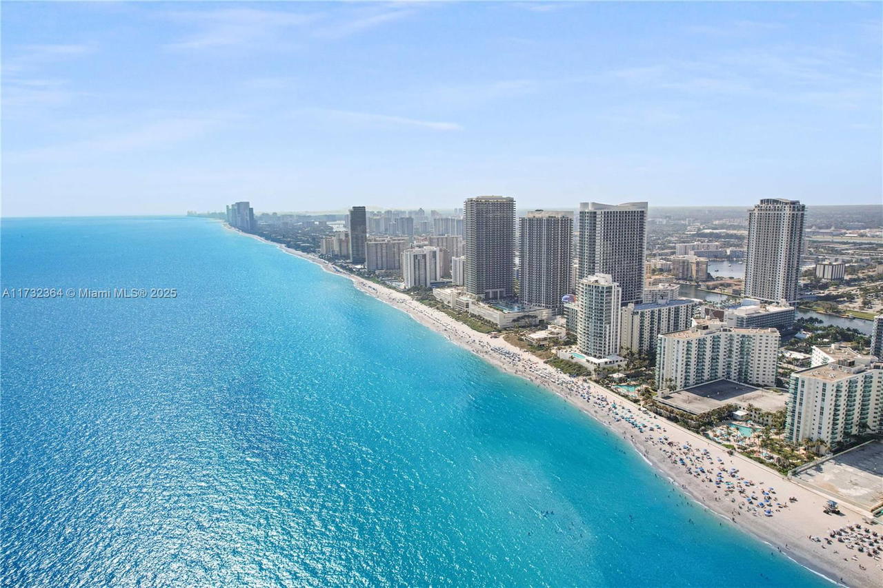 Real estate property located at 4010 Ocean Dr R2604, Broward, 4010 South Ocean Condo, Hollywood, FL
