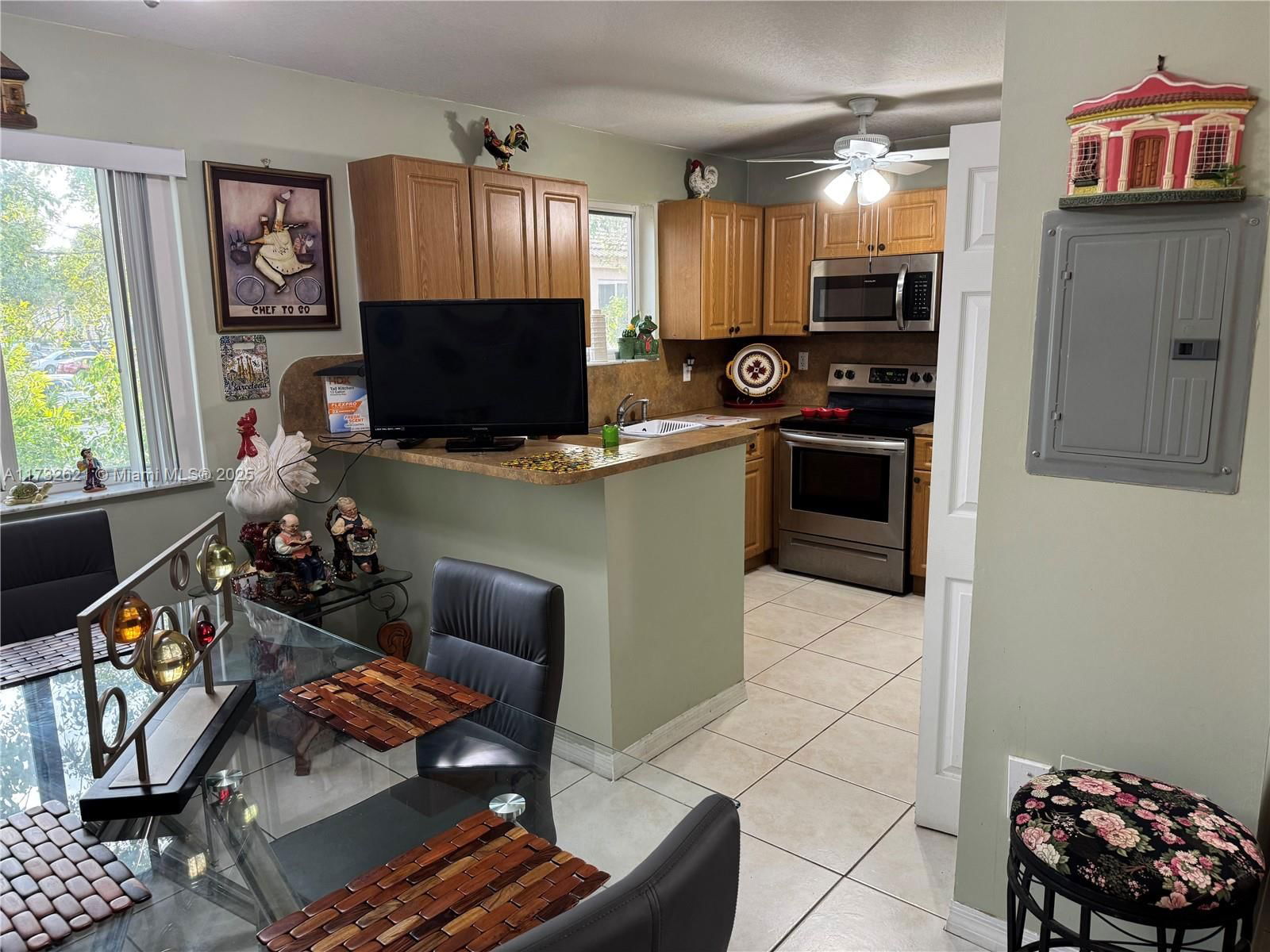 Real estate property located at 1250 28th Ct #206, Miami-dade, Venetia Gardens Condo, Homestead, FL