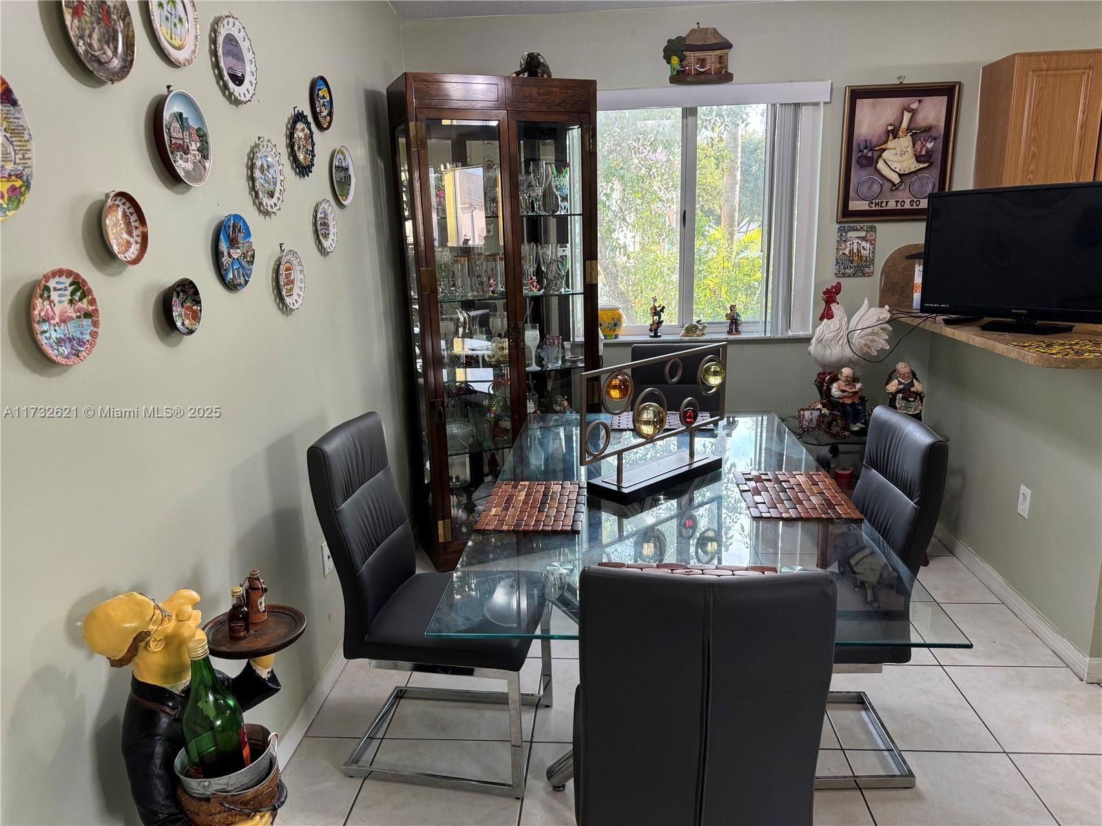 Real estate property located at 1250 28th Ct #206, Miami-dade, Venetia Gardens Condo, Homestead, FL