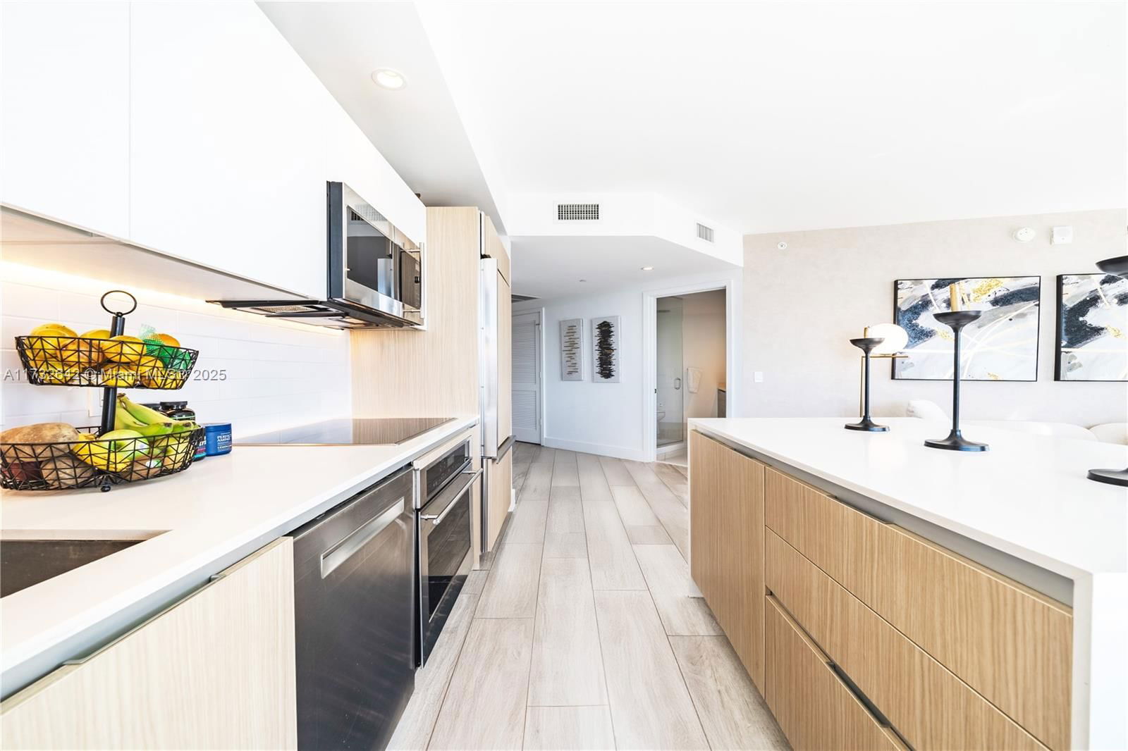 Real estate property located at 121 34th St #2104, Miami-dade, 3401 Midtown Condo, Miami, FL