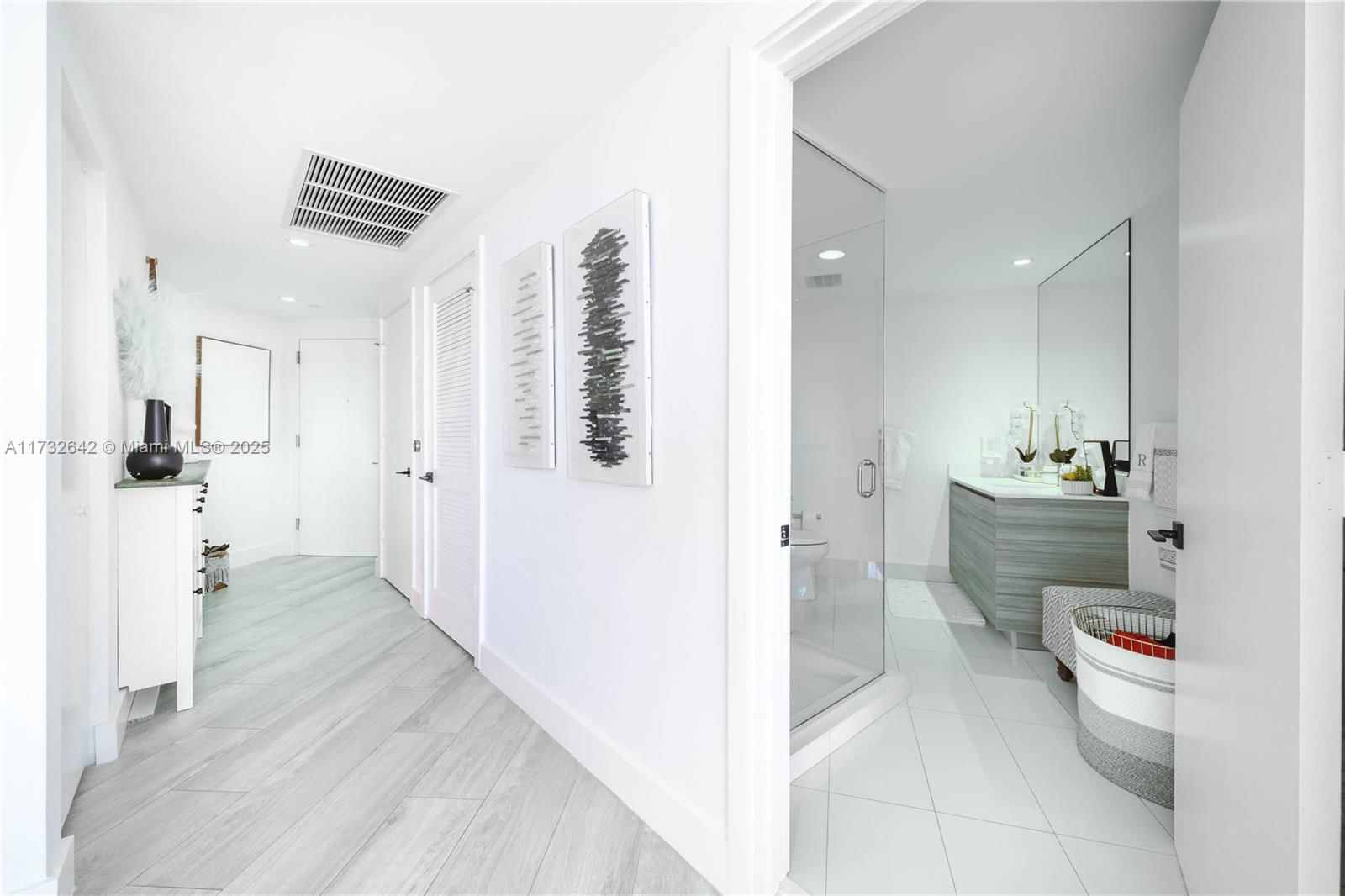 Real estate property located at 121 34th St #2104, Miami-dade, 3401 Midtown Condo, Miami, FL