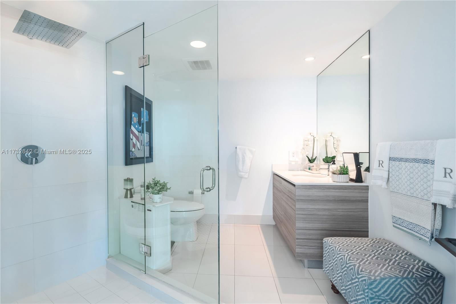 Real estate property located at 121 34th St #2104, Miami-dade, 3401 Midtown Condo, Miami, FL