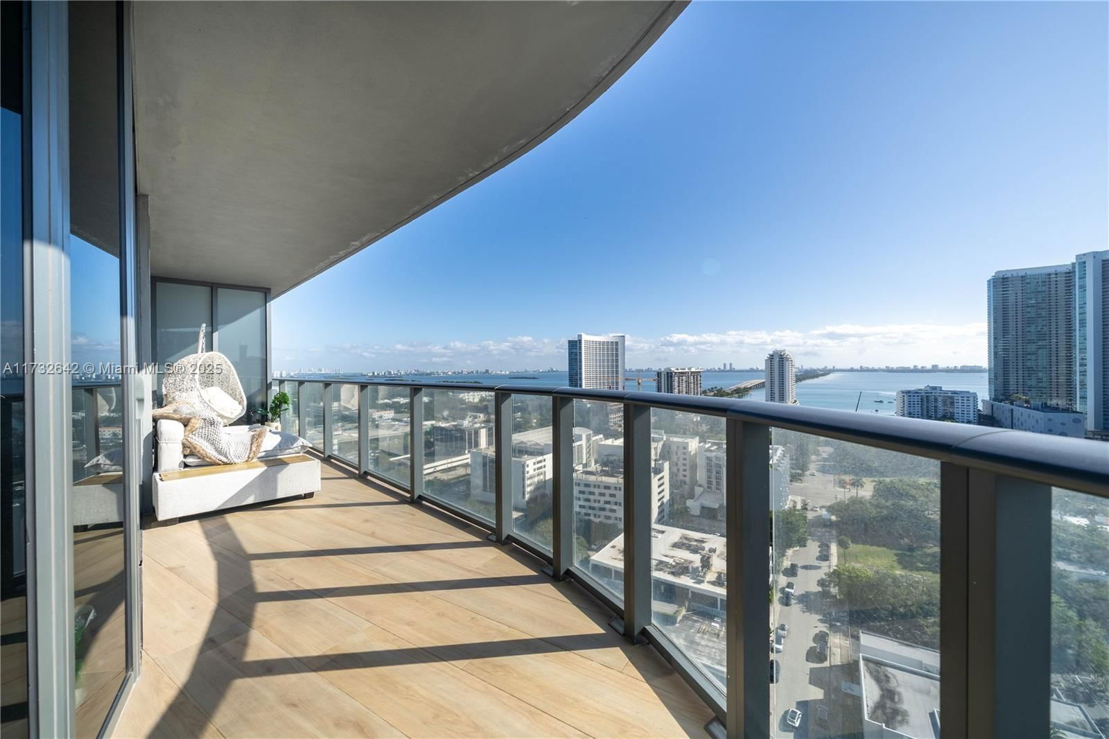 Real estate property located at 121 34th St #2104, Miami-dade, 3401 Midtown Condo, Miami, FL