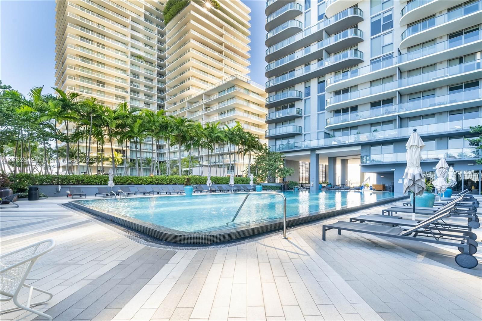 Real estate property located at 121 34th St #2104, Miami-dade, 3401 Midtown Condo, Miami, FL