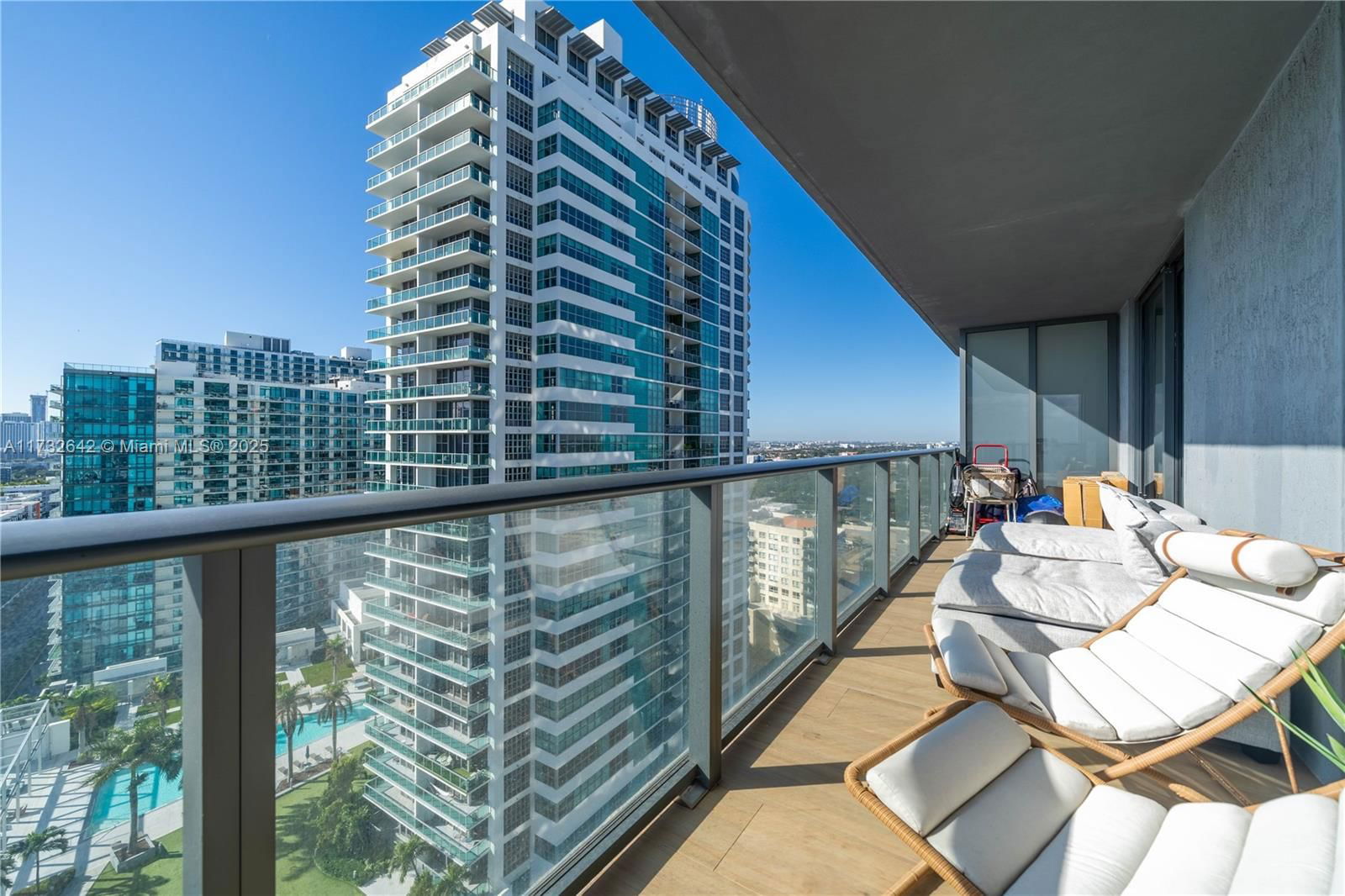 Real estate property located at 121 34th St #2104, Miami-dade, 3401 Midtown Condo, Miami, FL
