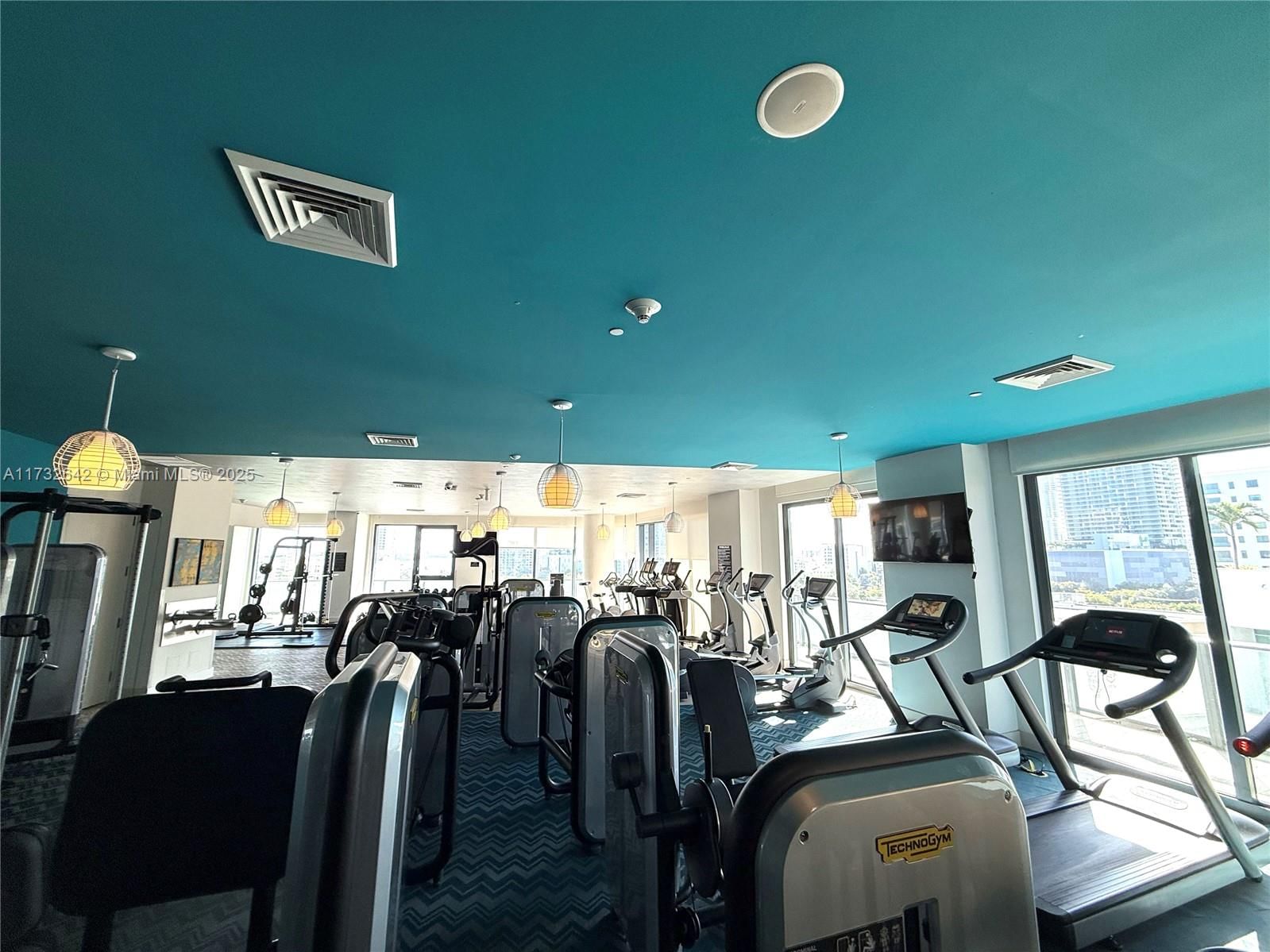 Real estate property located at 121 34th St #2104, Miami-dade, 3401 Midtown Condo, Miami, FL