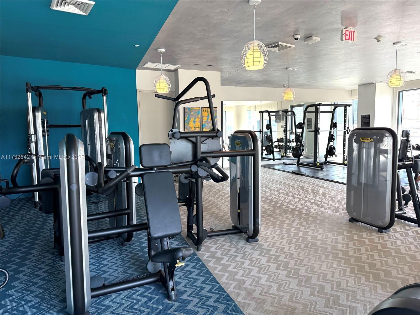 Real estate property located at 121 34th St #2104, Miami-dade, 3401 Midtown Condo, Miami, FL