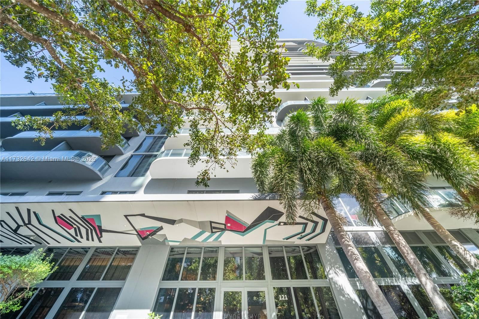 Real estate property located at 121 34th St #2104, Miami-dade, 3401 Midtown Condo, Miami, FL
