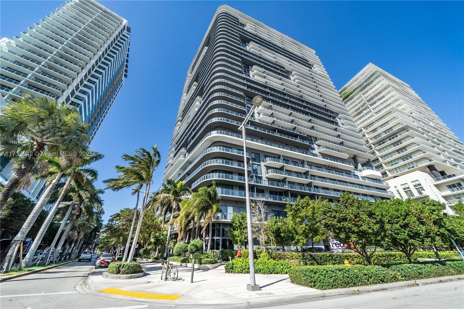 Real estate property located at 121 34th St #2104, Miami-dade, 3401 Midtown Condo, Miami, FL