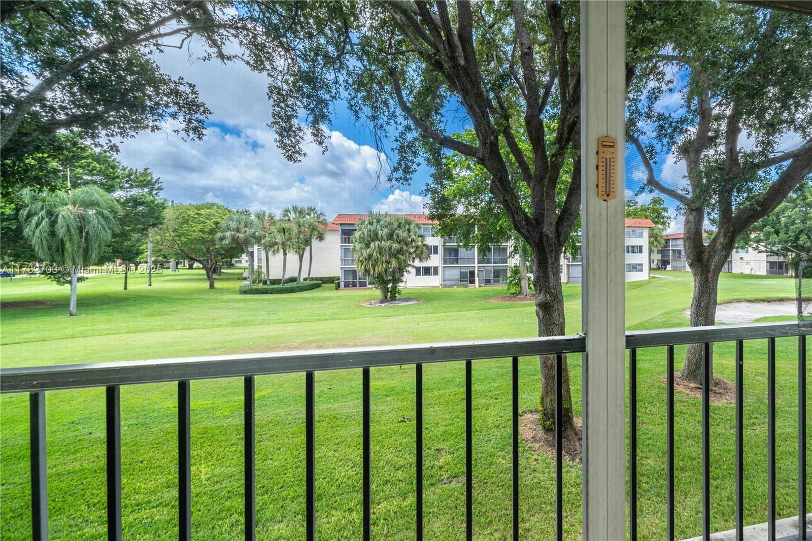 Real estate property located at 711 Hollybrook Dr #209, Broward, Hollybrook Golf And, Pembroke Pines, FL
