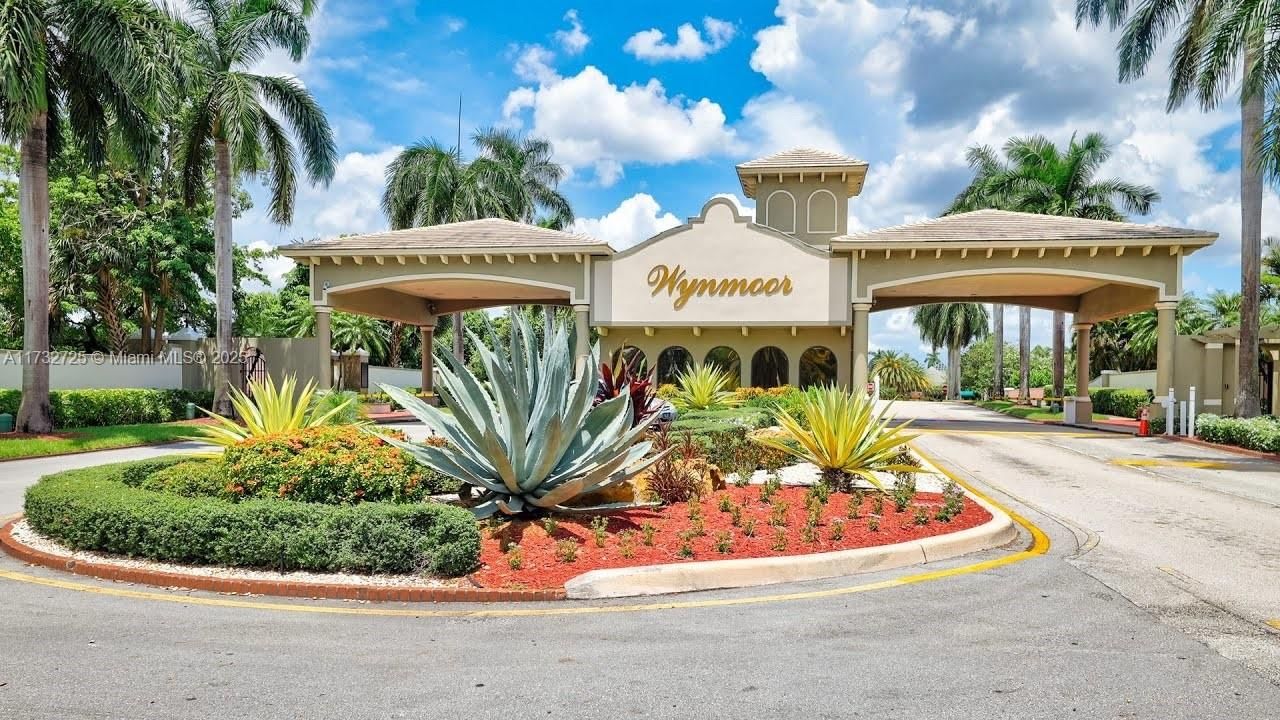 Real estate property located at 4801 Martinique Pl H1, Broward, Martinique Village Iii Co, Coconut Creek, FL
