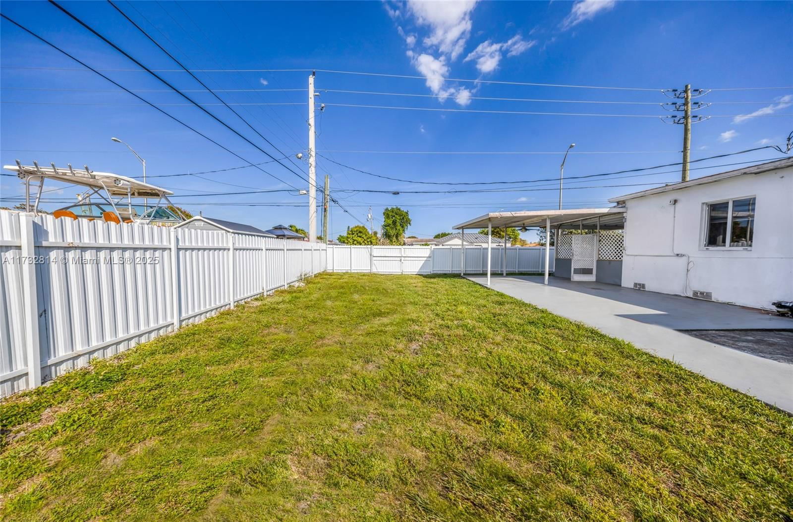 Real estate property located at 691 4th St, Miami-dade, Flamingo Manor, Hialeah, FL