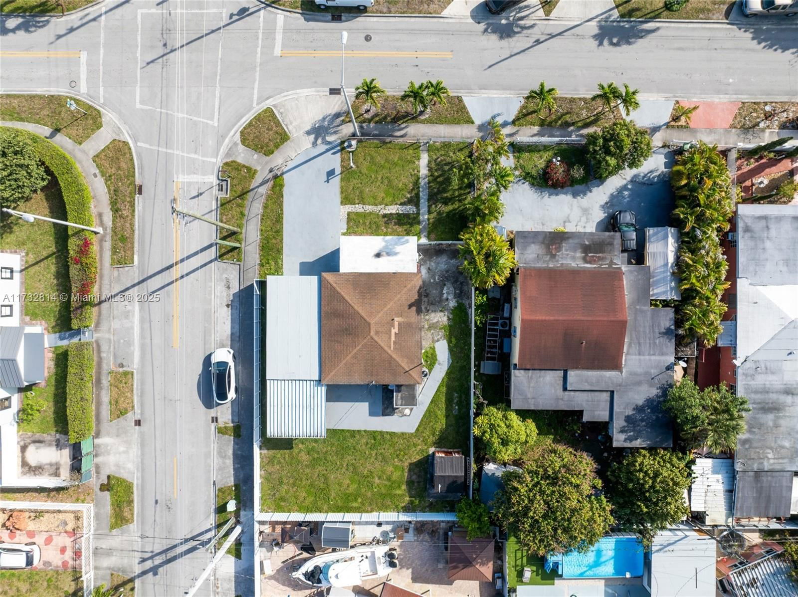 Real estate property located at 691 4th St, Miami-dade, Flamingo Manor, Hialeah, FL