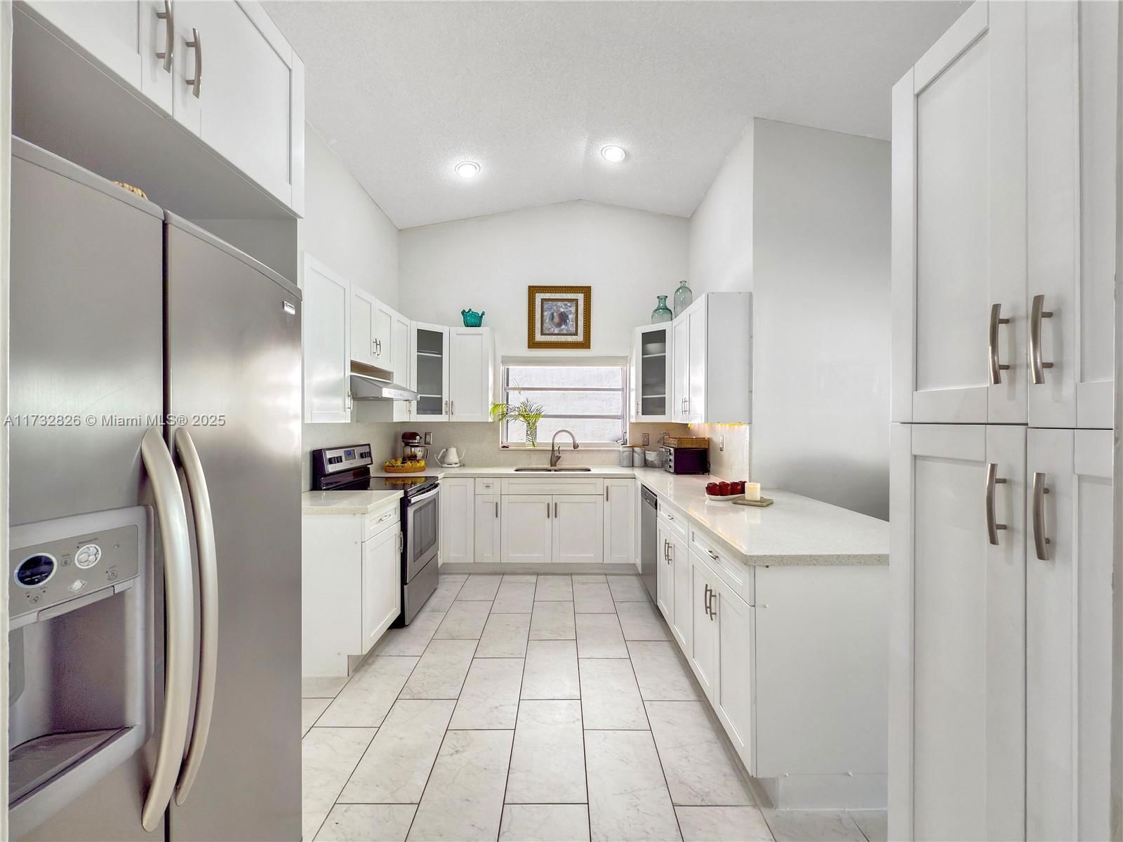 Real estate property located at 14519 106th Ter, Miami-dade, The Cedars Of Kendall, Miami, FL