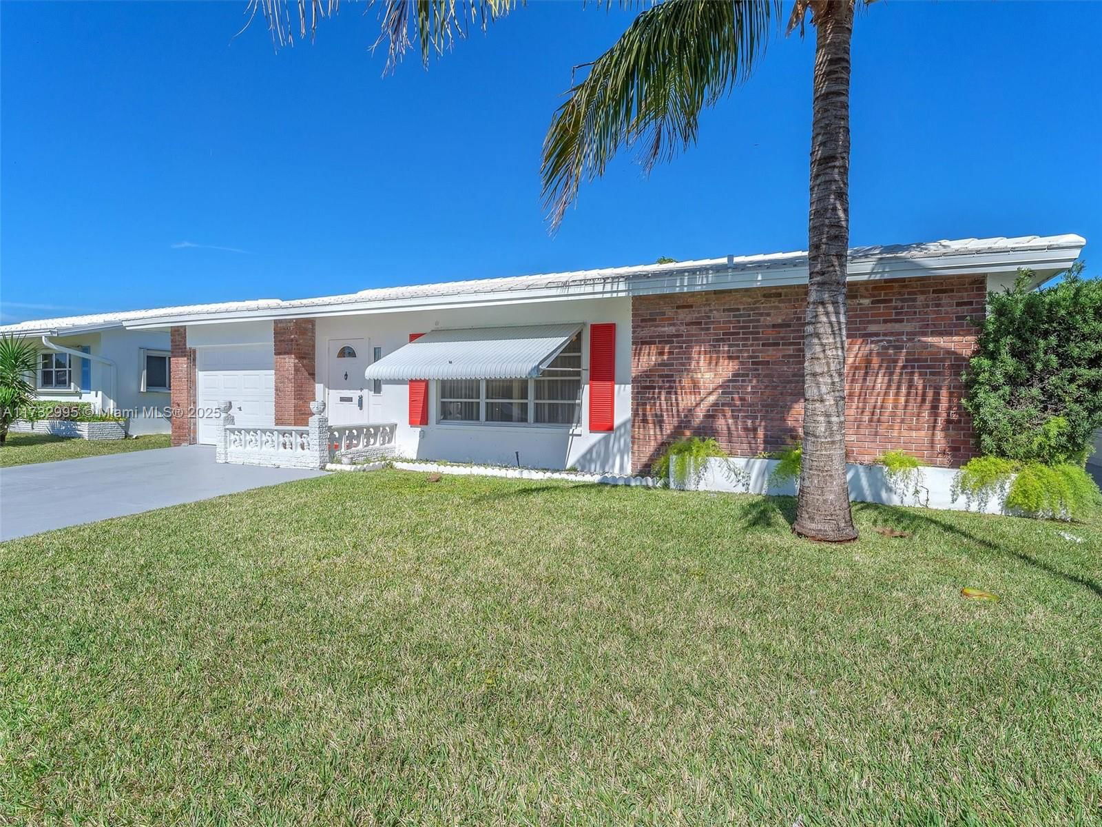 Real estate property located at 6707 70th St, Broward, Mainlands Of Tamarac Lake, Tamarac, FL