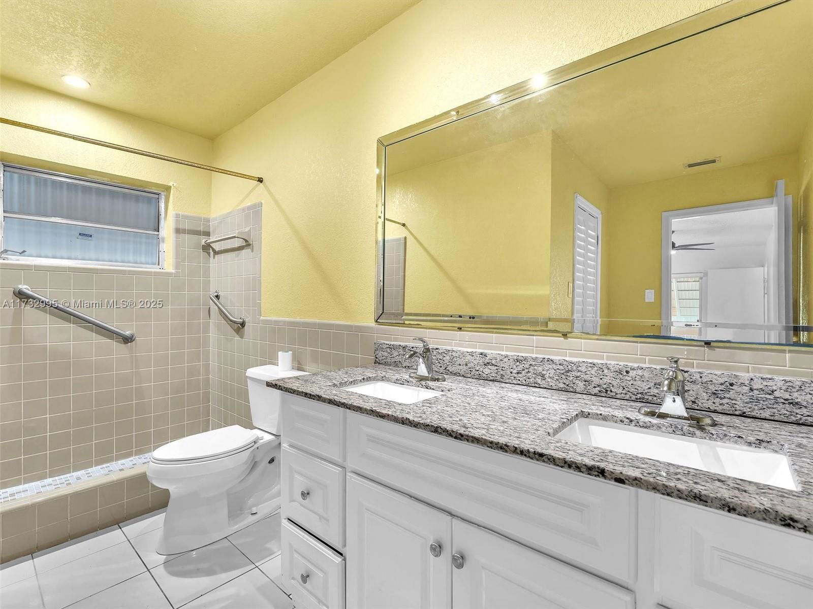Real estate property located at 6707 70th St, Broward, Mainlands Of Tamarac Lake, Tamarac, FL